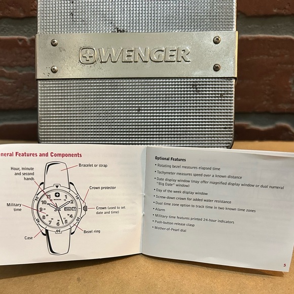 Wenger Swiss Military all stainless steel divers watch, vintage - Picture 7 of 8